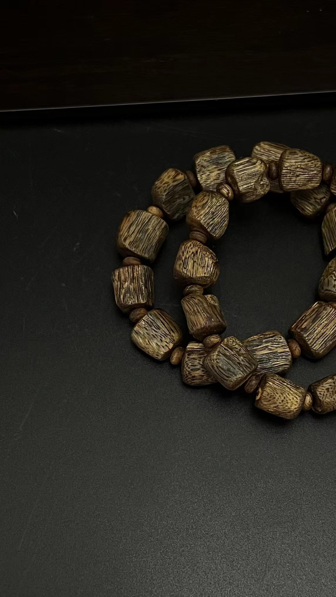Qinan Agarwood Bracelet with Natural Beads,Crafted from agarwood heartwood oil